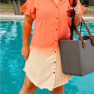 Women's Ombre Button-Down casual dress.